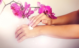 Рекомендации дерматологов как лечить шелушение и сухость кожи рук